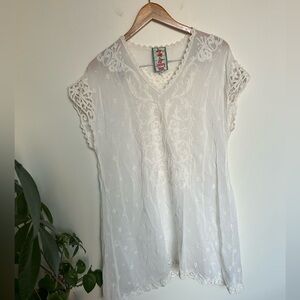 Johnny Was Johnny Lace Embroidered Cap Sleeve Tunic  Top Rayon White Size L